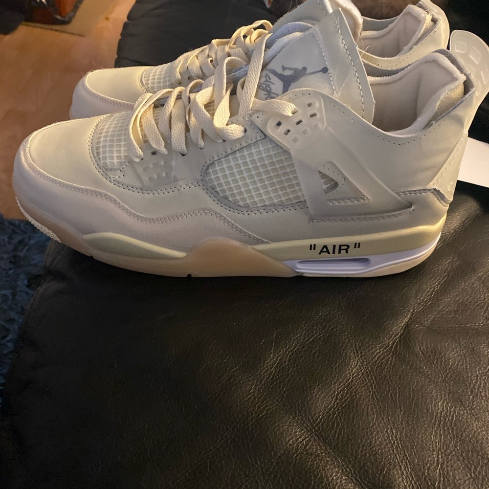 Nike Jordan 4 retro off white sail